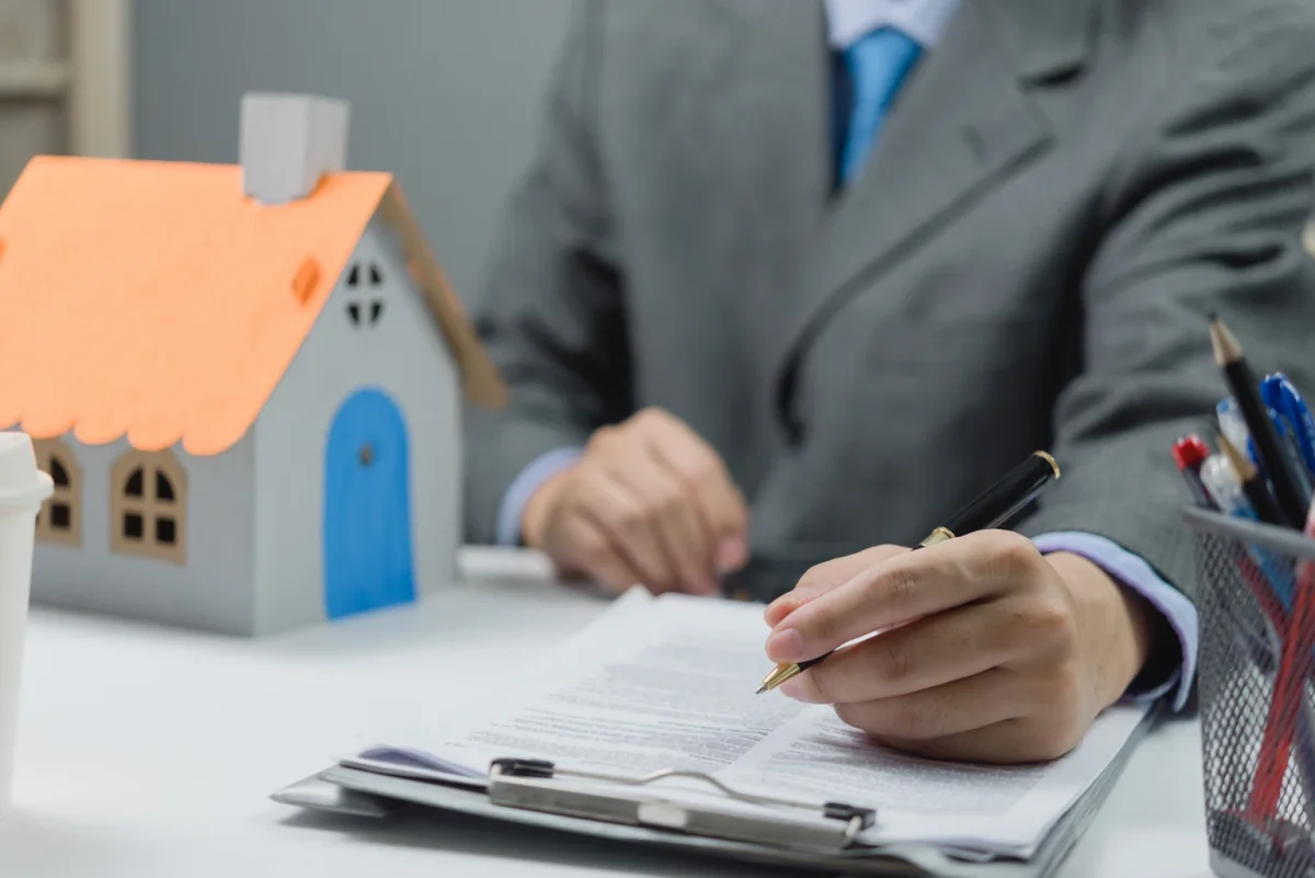 Stewart Information Services: Q1 Will Say A Lot About It And The Home-Buying Market