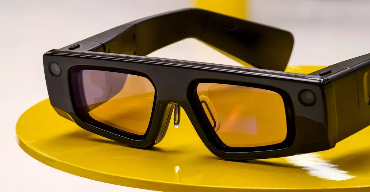 Snap Reaffirms Qualcomm Partnership for Upcoming Consumer AR Glasses Launch in 2026