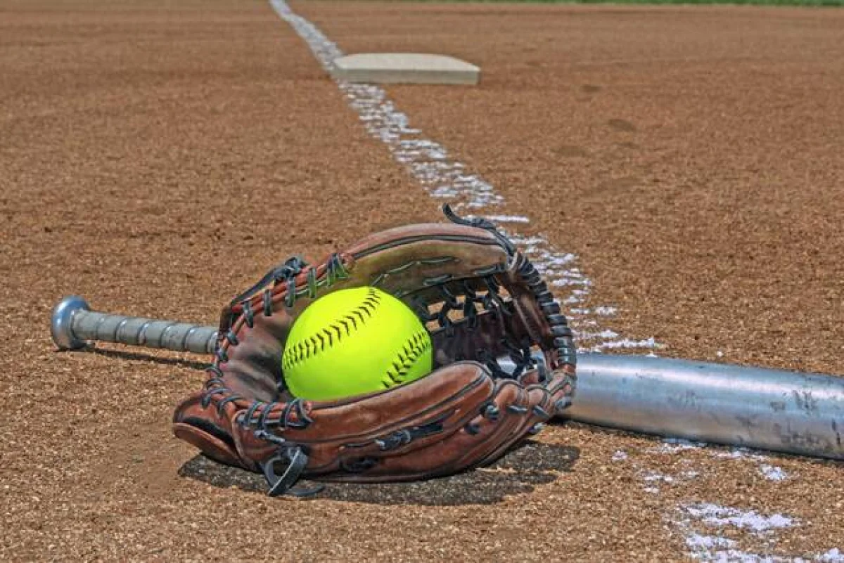 Mt. Pleasant Softball Dominates Burrell, Extends Unbeaten Run to Eight