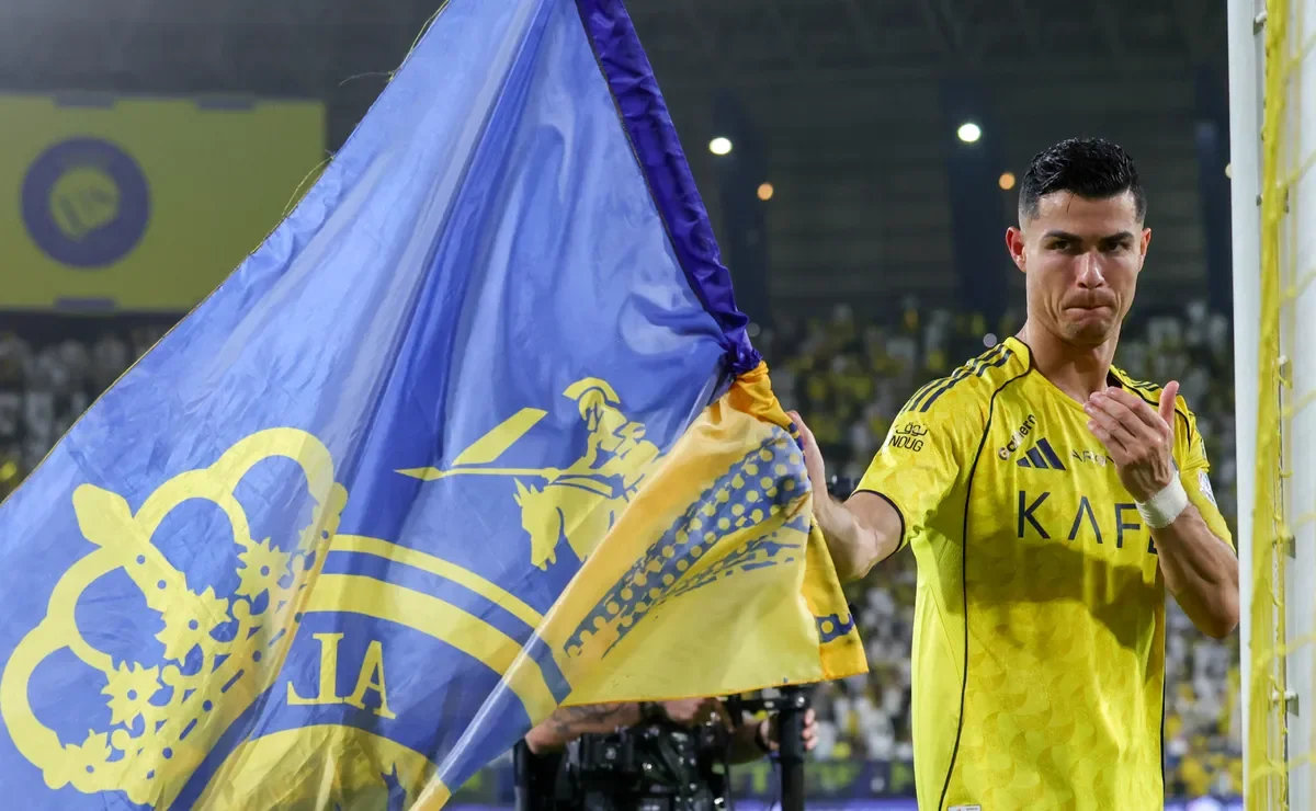 Cristiano Ronaldo fires six-word warning shot at Al-Ahli and Al-Hilal after scoring 970th goal and edging closer to first Saudi Pro League title with Al-Nassr