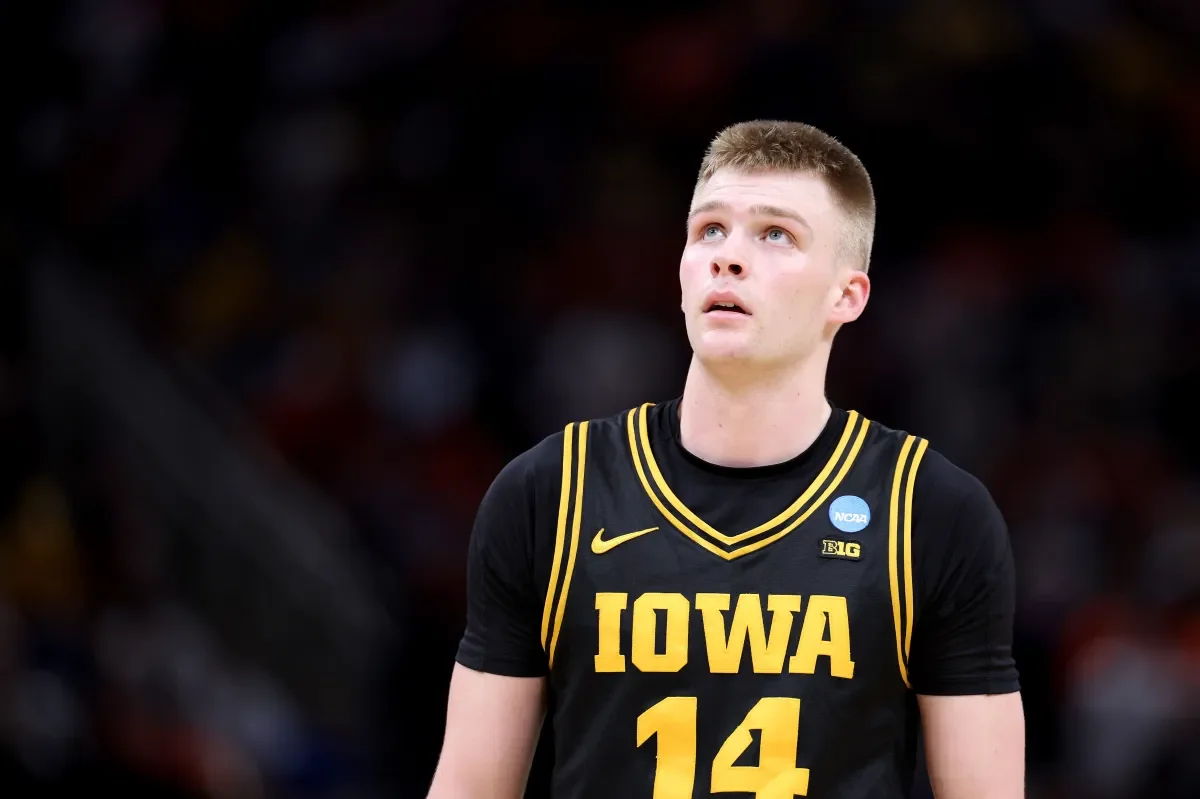 NCAA Elite Eight Star Bennett Stirtz Projected as Key Detroit Pistons Draft Target