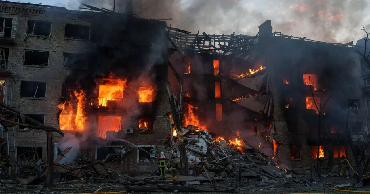 Deadly Russian Hypersonic Strike on Kyiv: Nuclear-Capable Weapon Deployed, Dozens Injured