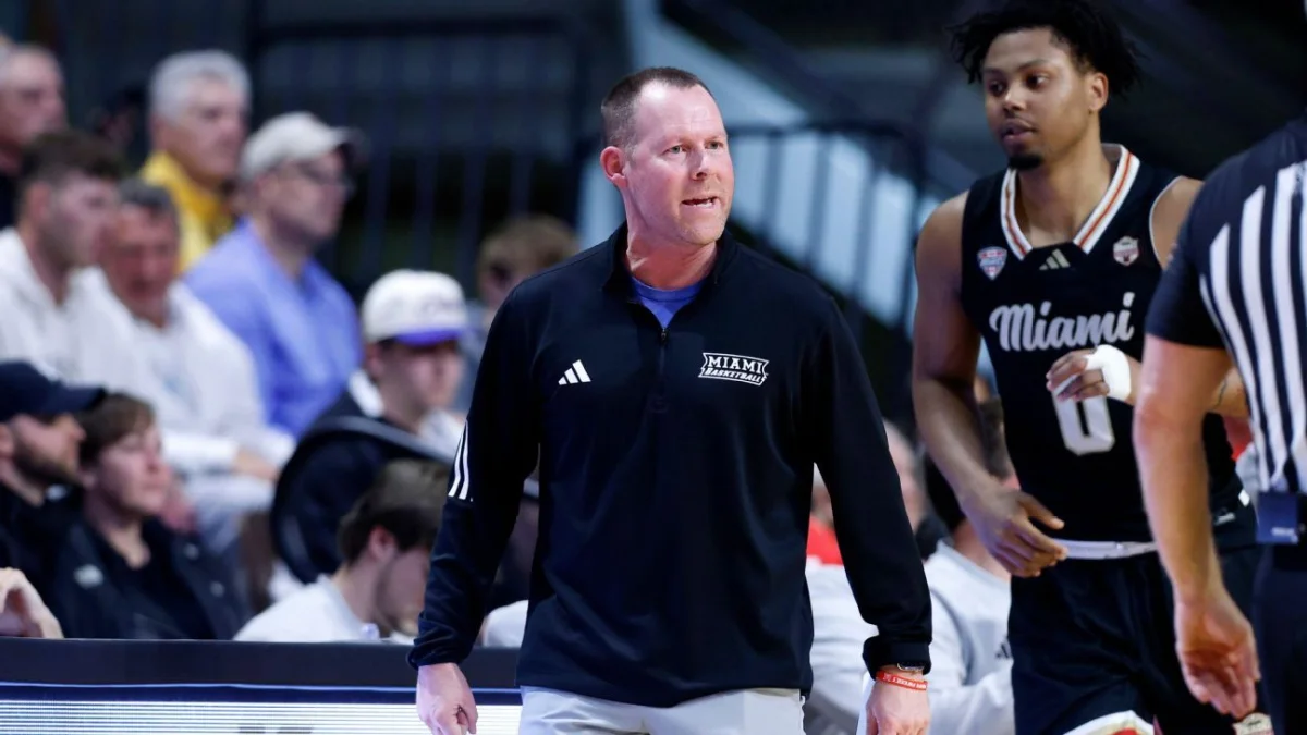Miami (Ohio) basketball coach Travis Steele signs extension